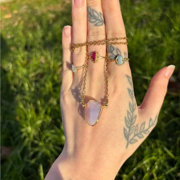 RARE Lavender moon quartz interchangeable necklace - Picture 2 of 4